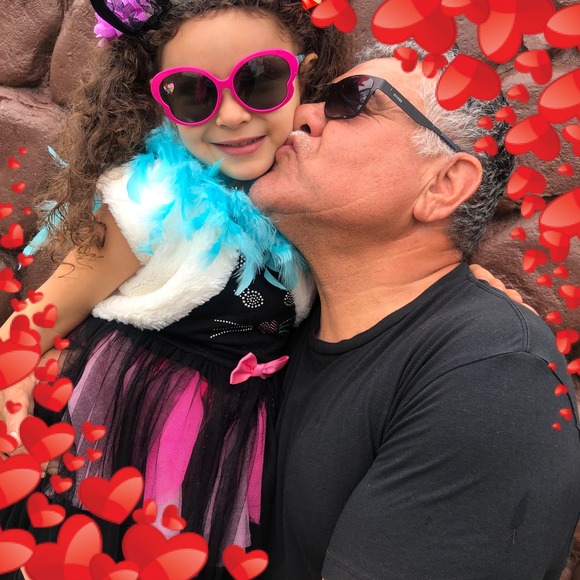 Meet your Posher, Cinamon - Picture 1 of 1